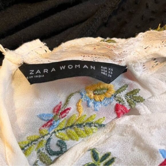 Zara Flowy Floral Embroidered White Blouse Size XS - Picture 7 of 7